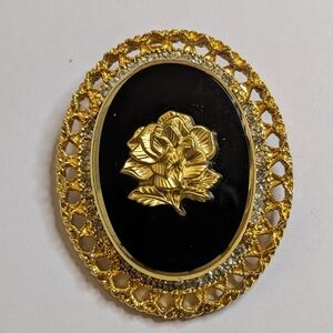 Vintage‎ Celebrity Gold-Tone Rose Cameo Brooch Pendant – 10KGP Tested Frame